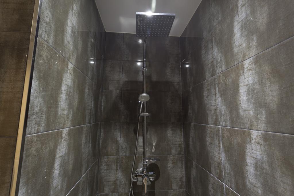 J-Top Hotel Siheung Rum bild